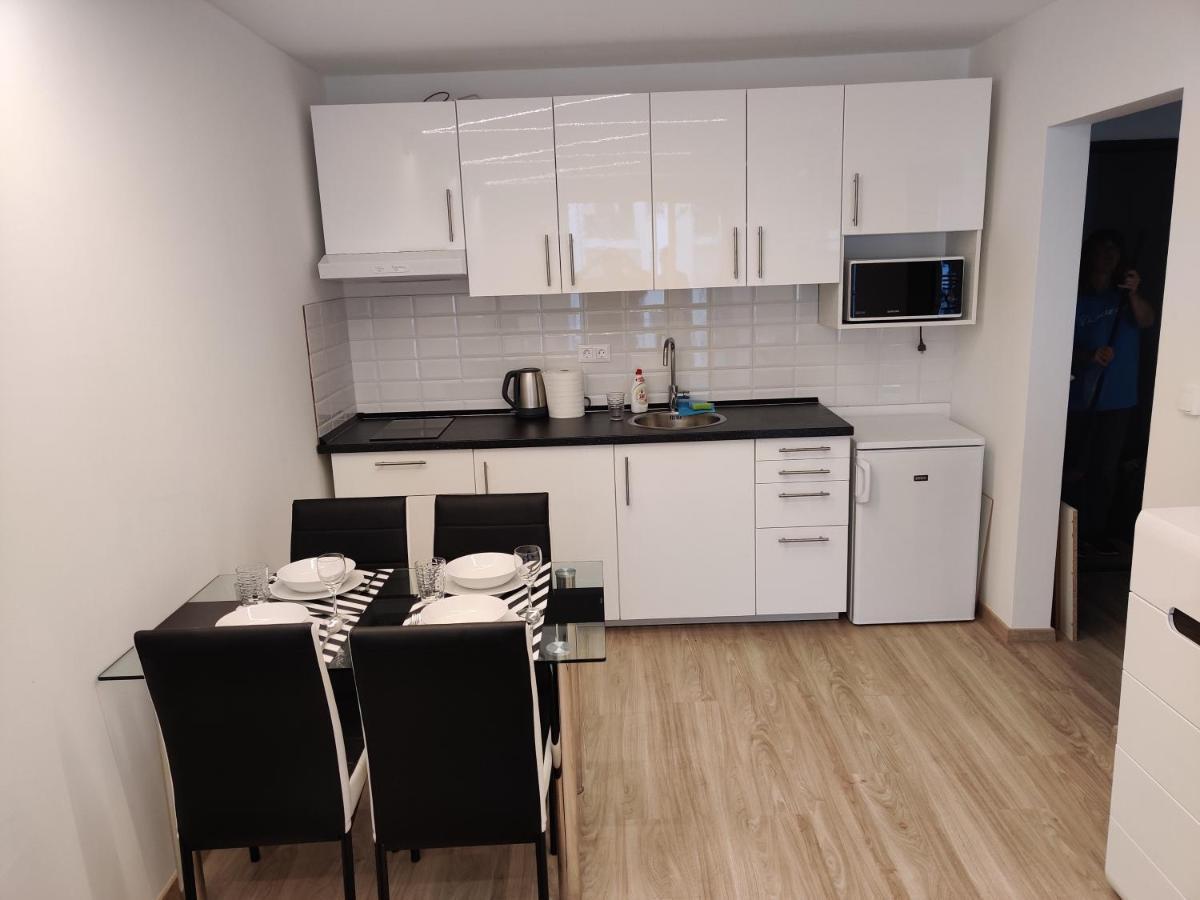 PIRÁT Apartman Apartment Siofok Bagian luar foto