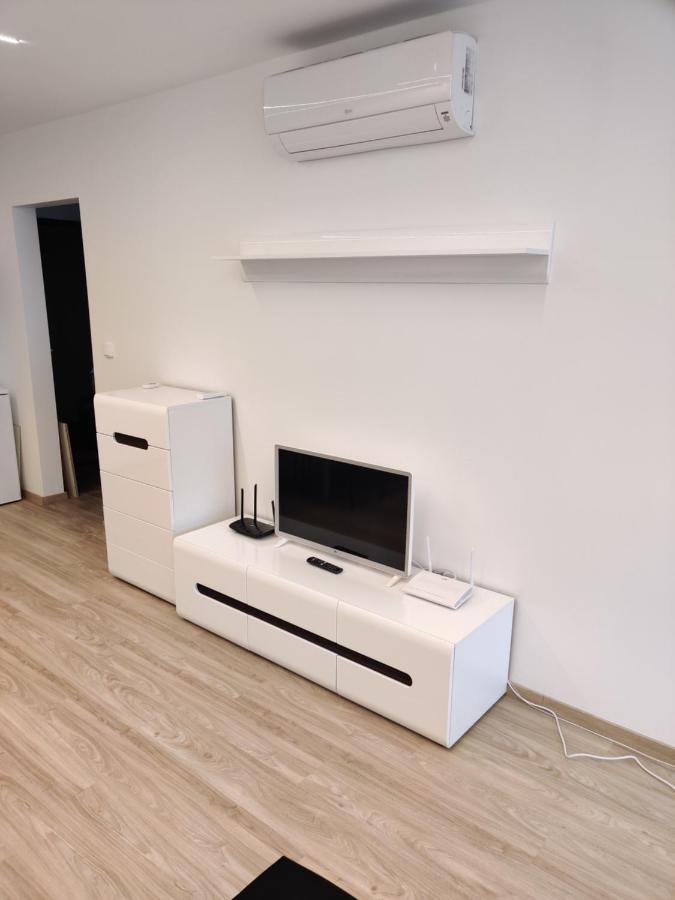 PIRÁT Apartman Apartment Siofok Bagian luar foto